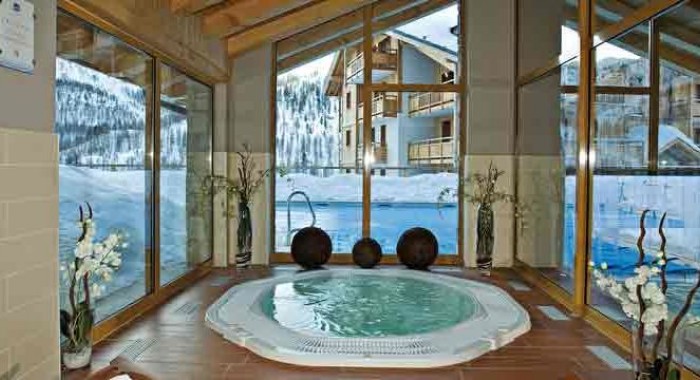 Hameau des Airelles Apartments, Montgenevre ski chalet, image 6